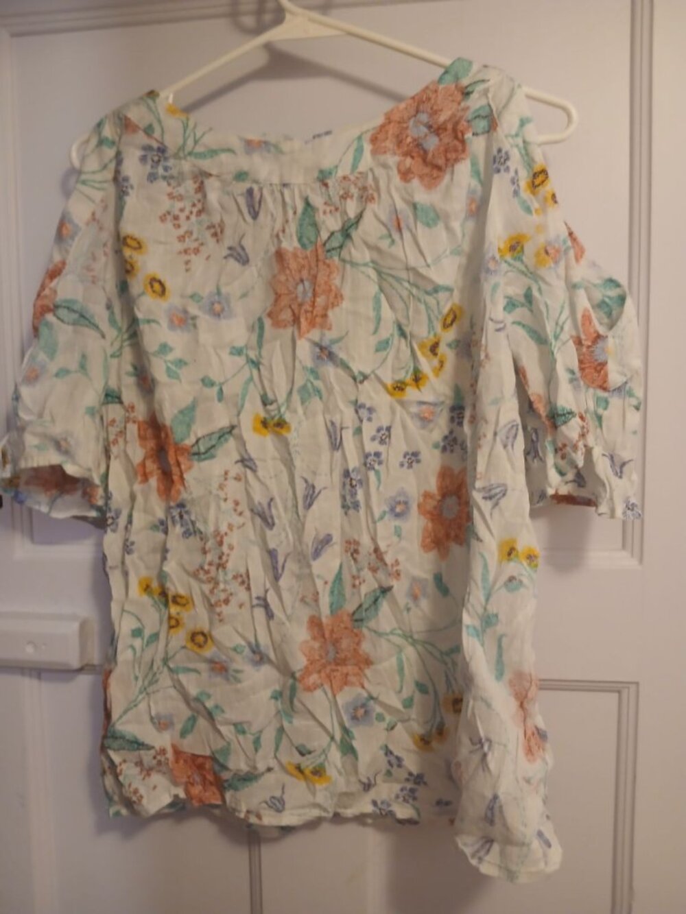 Old Navy Womens M White Floral Shirt